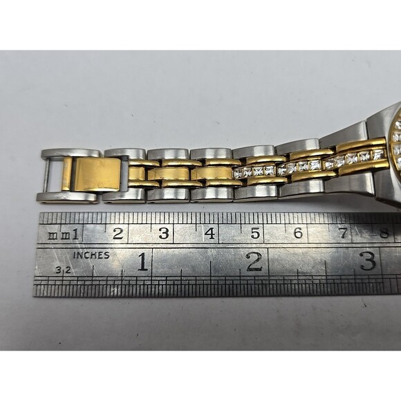 Relic Womens Queens Court ZR11775 Two Tone Crystal Watch 27mm Quartz New Battery - Picture 10 of 11